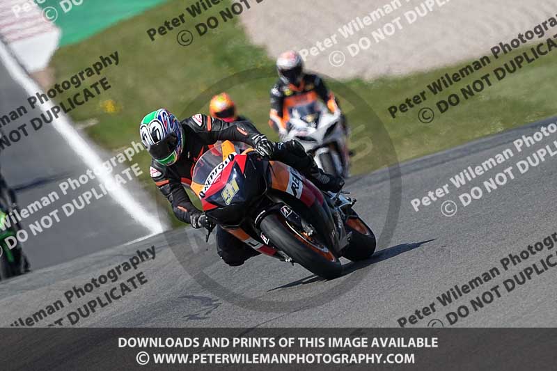 donington no limits trackday;donington park photographs;donington trackday photographs;no limits trackdays;peter wileman photography;trackday digital images;trackday photos